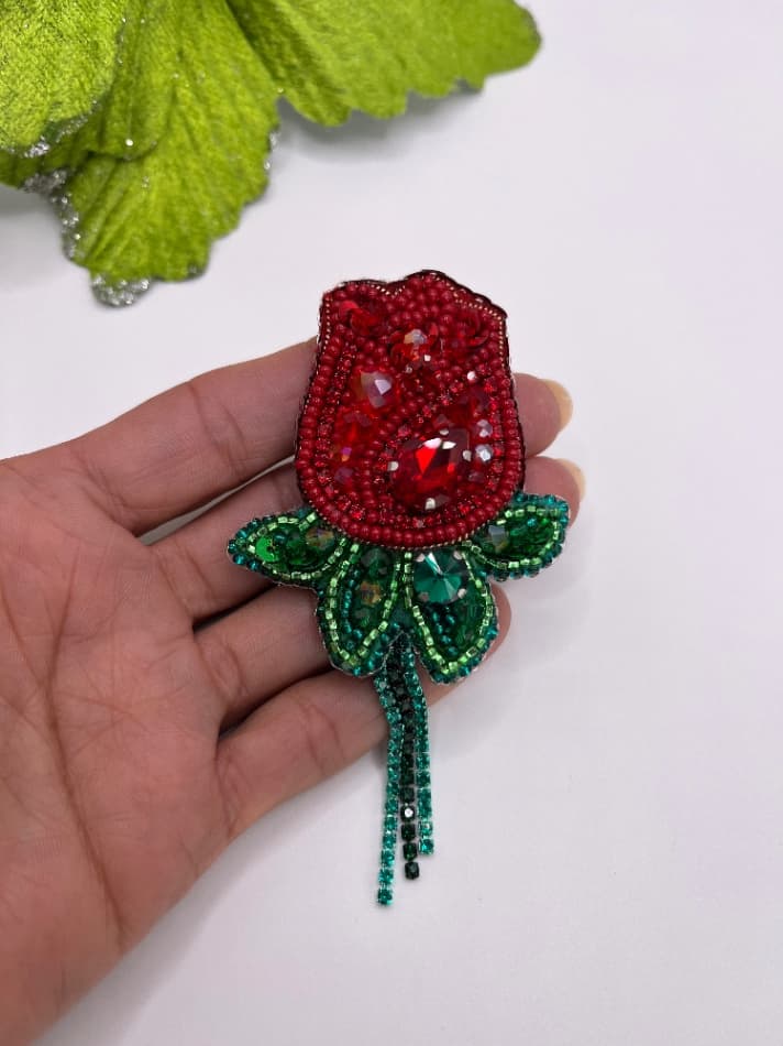 Broche de Rosa Roja