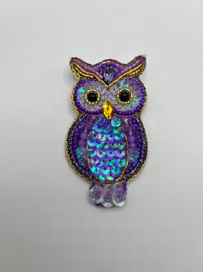 Broche Búho morado